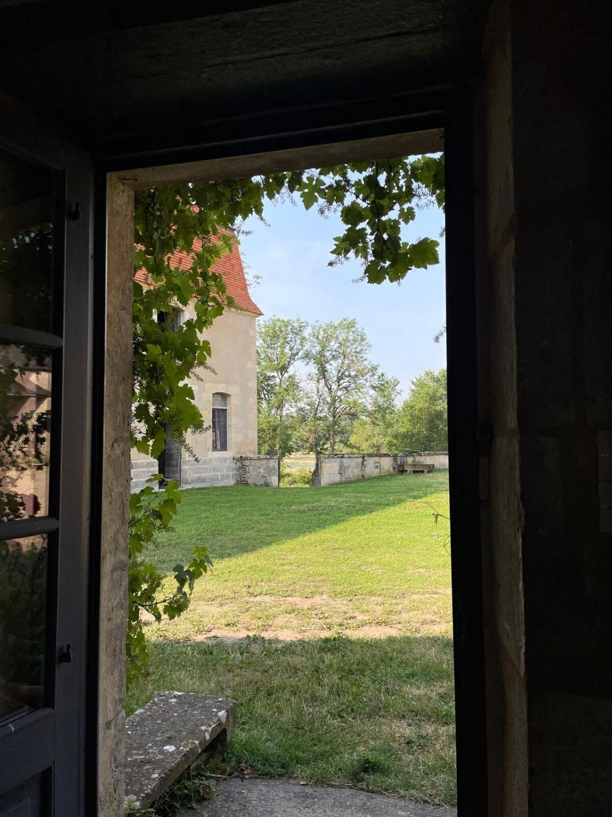 Chateau De Meauce, Gite Du Vigneron Saincaize-Meauce Exterior photo